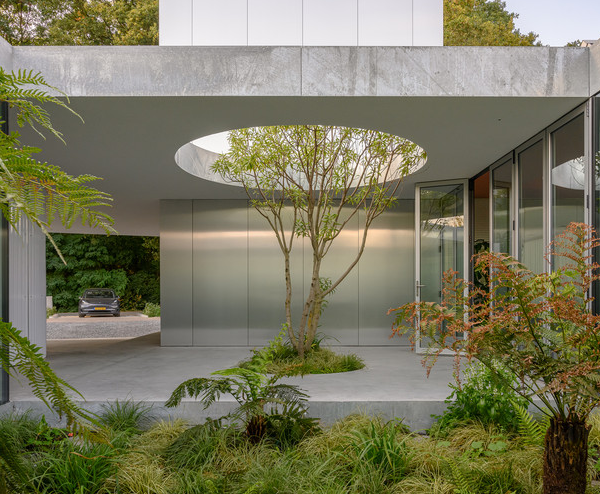 How Professional Landscape Design for Villas Enhances Residential Living