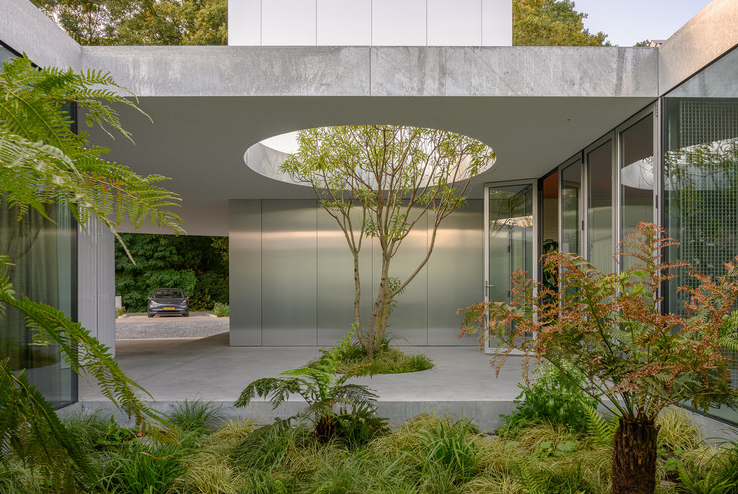 How Professional Landscape Design for Villas Enhances Residential Living