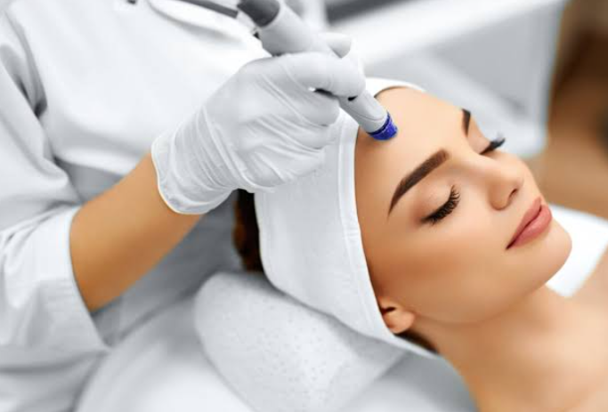 What to Expect From a Facial Treatment in Central